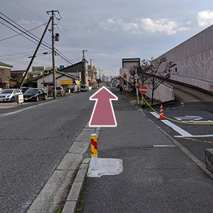 そのままDekky401を右手にしながらしばらく進みます