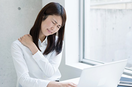 肩こりでお悩みの方は当院にお任せください